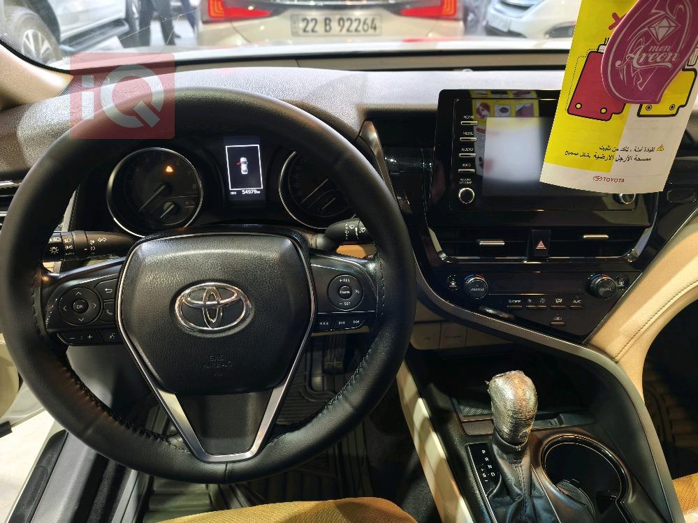 تۆیۆتا کامری